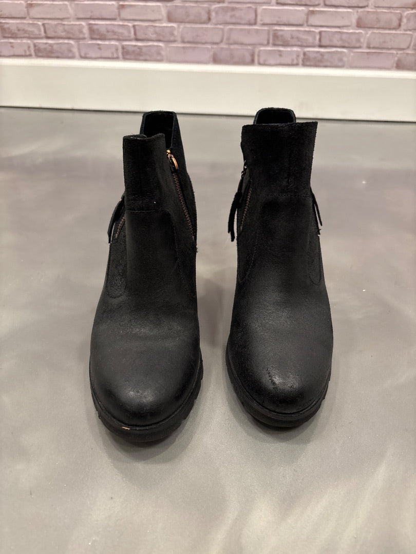 Ugg Australia Booties, Black, 10, Used - Good