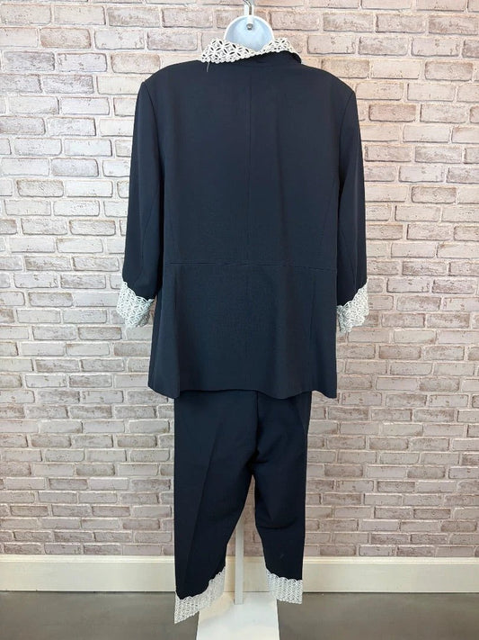 Eloquii Matching Clothing Set – Eloquii Matching Suit Set, Navy/white, 20, Used - Good