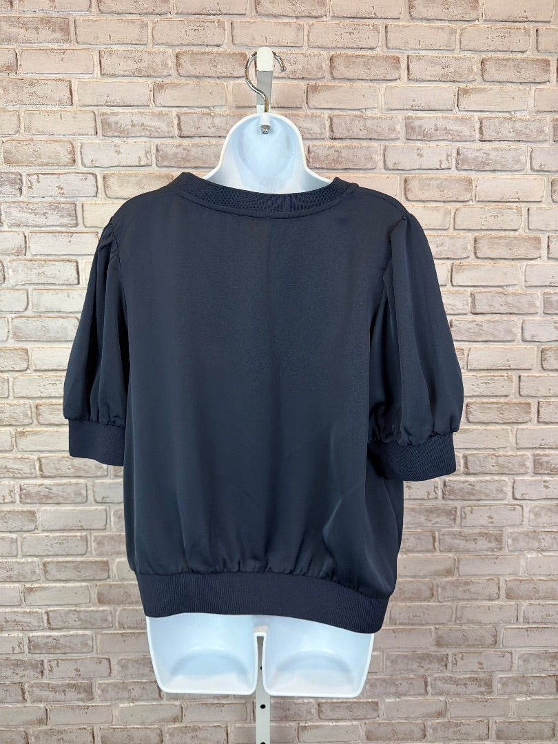 Skies are blue Shirt, Navy, Large, Used - Excellent