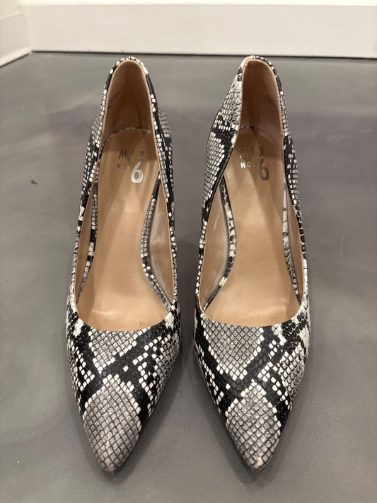 Mix no 6 Heels, Snakeskin, 9, Used - Good
