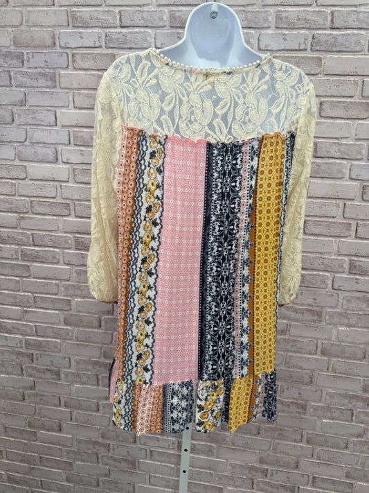 Kori Shirt, Multi, Large, Used - Good
