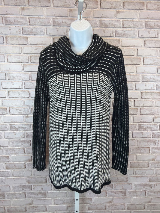 Calvin Klein Turtle neck sweater, Black/white, Medium, Used - Excellent