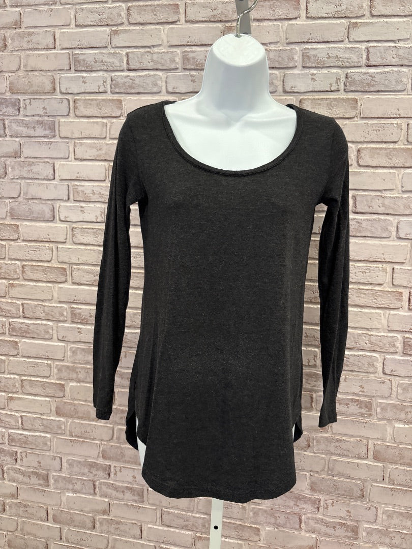 Brass plum Shirt, Grey, XS, Used - Good