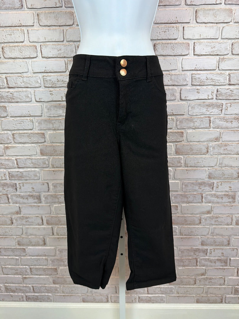 Indigo Poppy Capris, Black, 14, Used - Excellent