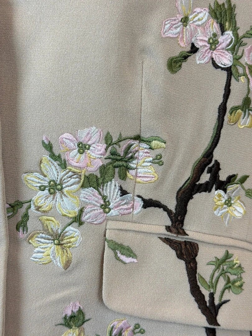 Zelda Matching Clothing Set – Vintage Zelda Chinoiserie Embroidered Matching Suit Set, Beige, 10, Used - Excellent [Live 2.15]