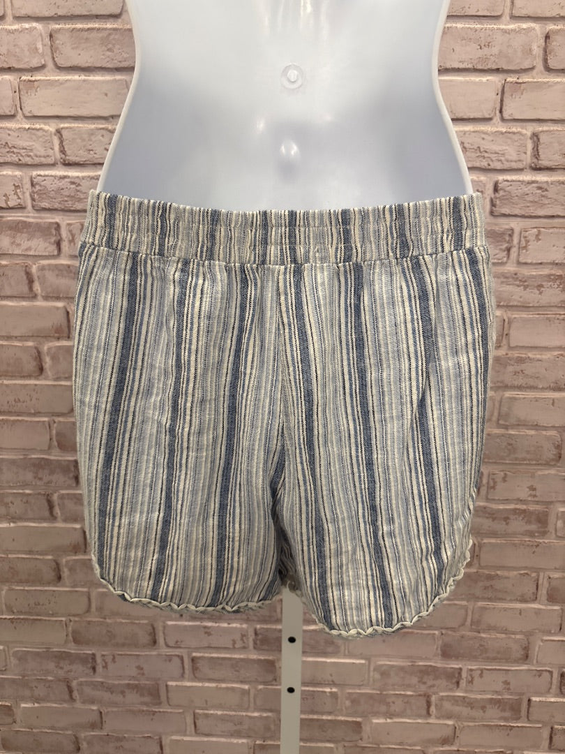 Aeropostale Shorts, Blue/white stripes, Large, Used - Good