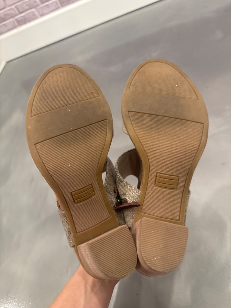 Tom’s heels, Beige, 7.5, Used - Good