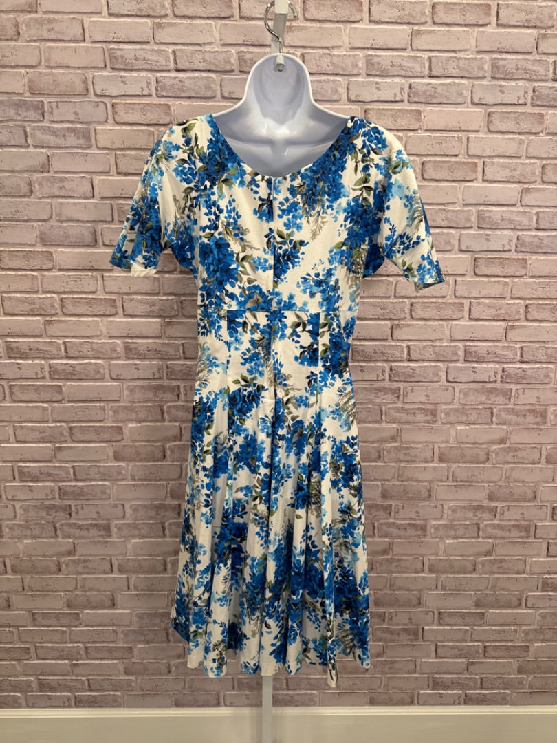 RetroSpec’d Wendy Wisteria Clothing Dress, Blue/white floral, 8, Used - Good