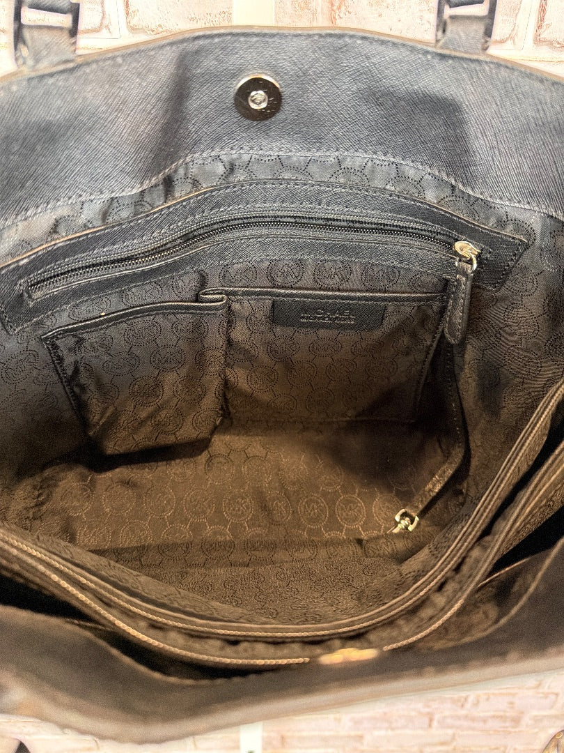 Michael Kors Handbag, Black/silver, One Size, Used - Excellent