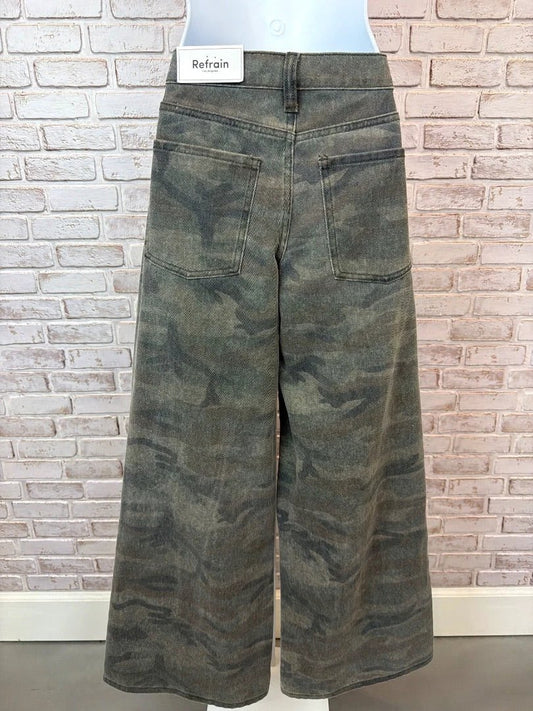 Refrain Jeans – Camo, Size 30 – New With Tags Condition