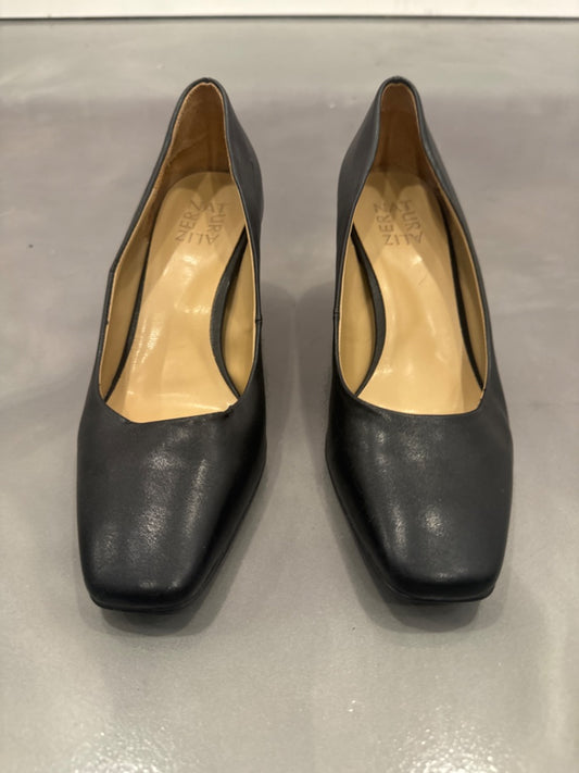 Naturalizer heels, Black, 8.5, Used - Good