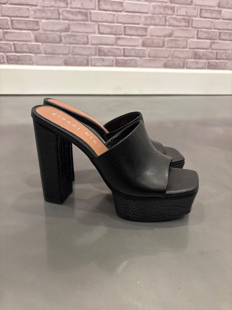 Gianni Bini Heels, Black, 8, Used - Good