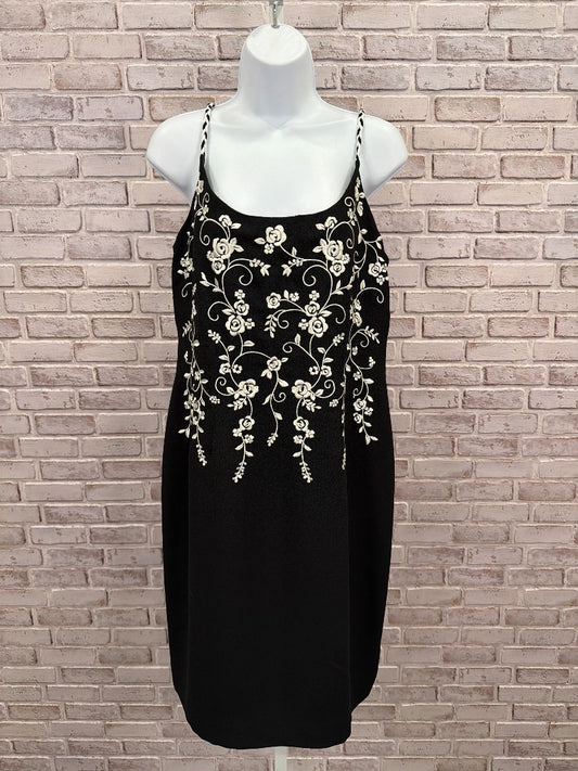 Positive Attitude Dress, Black/white, 12, Used - Good