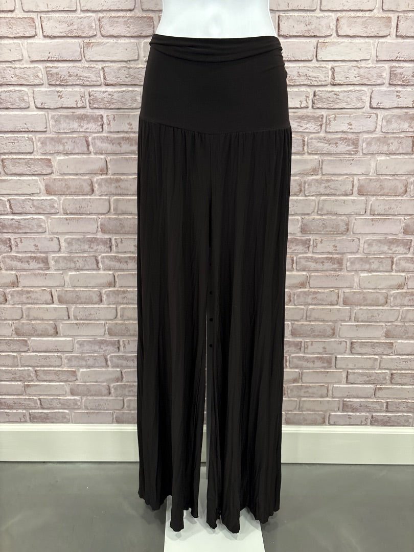 Yoga styles Pants, Black, Small, Used - Good