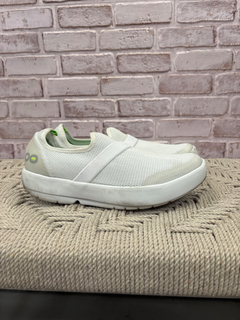 Oofos Sneakers, White, 9, Used - Good