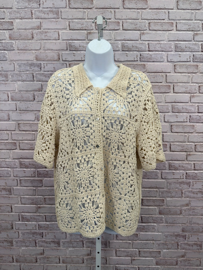 Ultra Pink Shirt, Tan, Large, Used - Good