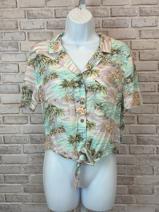 American Eagle Shirt – Small – Excellent Condition