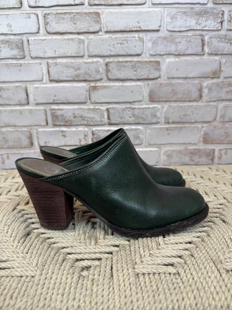 Gianni Bini Clogs, Green, 7, Used - Good
