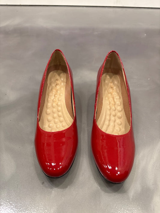 Walking Cradles Heels, Red, 9.5N, Used - Good