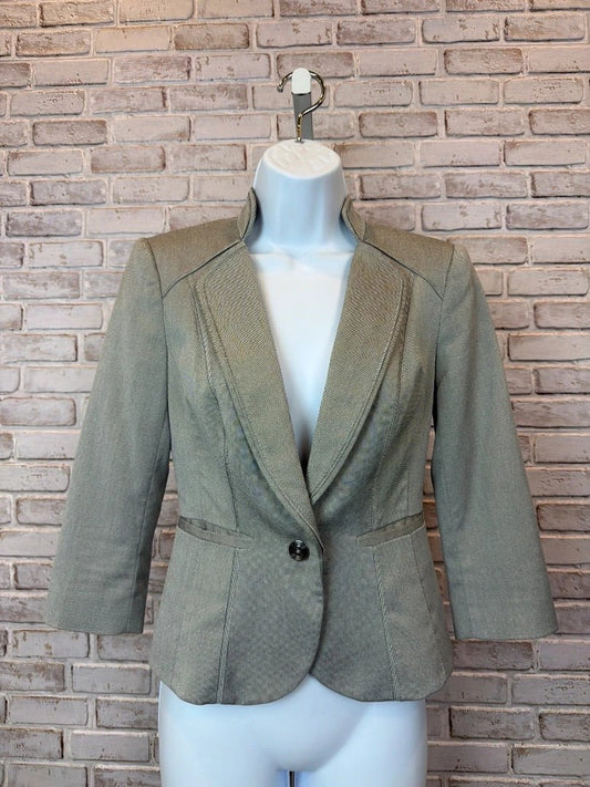 White House Black Market Outerwear - Blazer – White House Black Market Outerwear - Blazer, Grey, 00, Used - Excellent