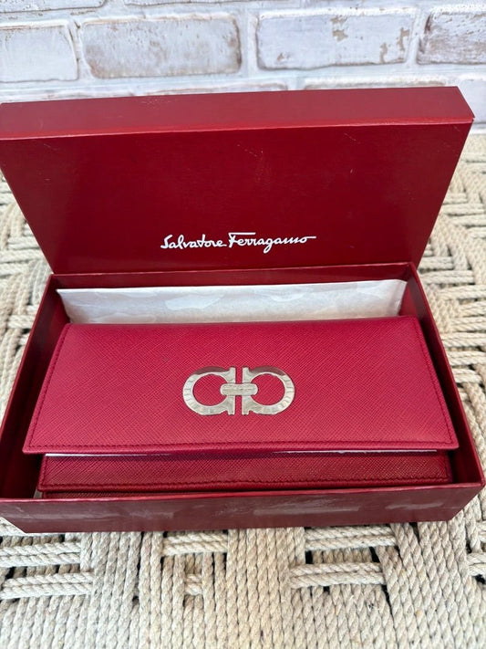 Salvatore Ferragamo Wallet – Red, Size One Size – Excellent Condition