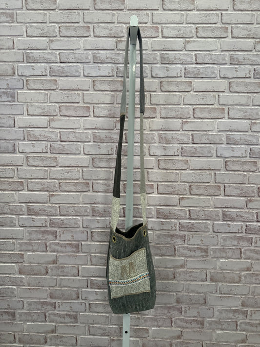 Various crossbody, Grey multi, One Size, Used - Good