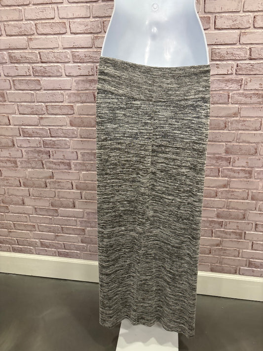Joe B Skirt, Grey, XL, Used - Good