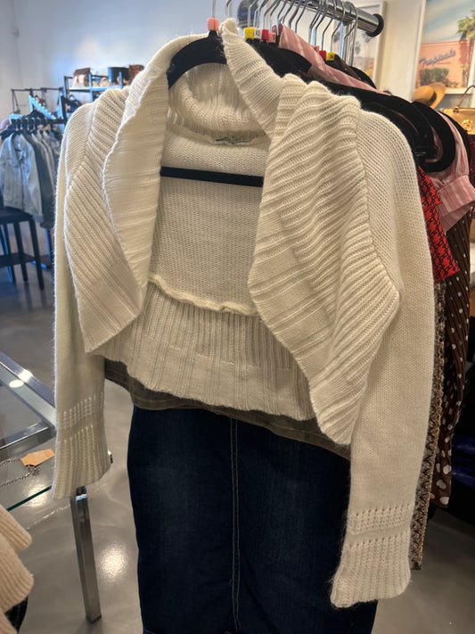 Finger & Toe Shrug, White, Small