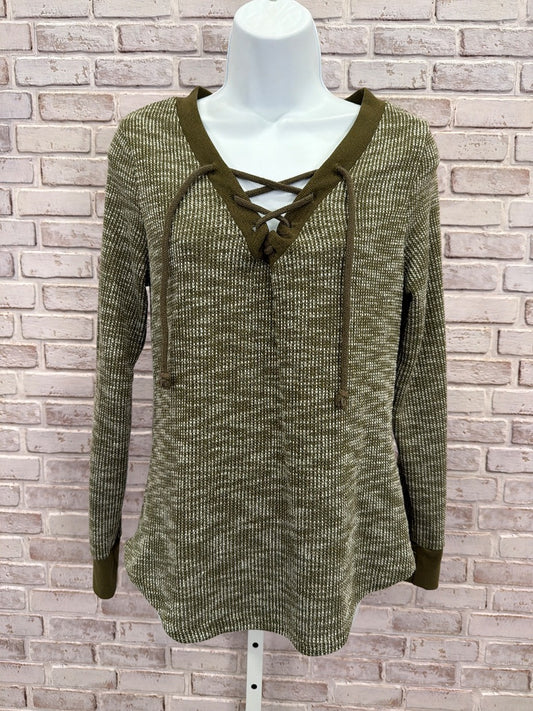 Inspired Hearts Shirt, Green, Medium, Used - Good