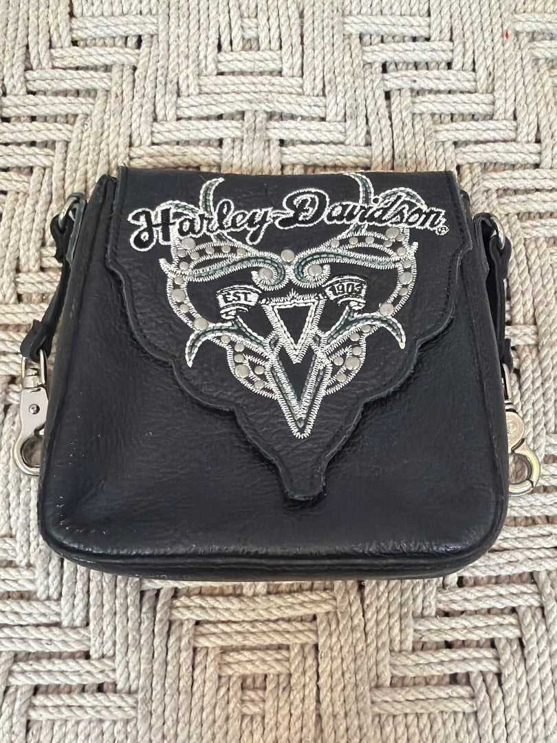 Harley Davidson Clutch, Black, One Size, Used - Excellent