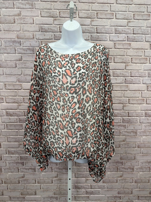 M Shirt, Multi leopard, Large, Used - Good