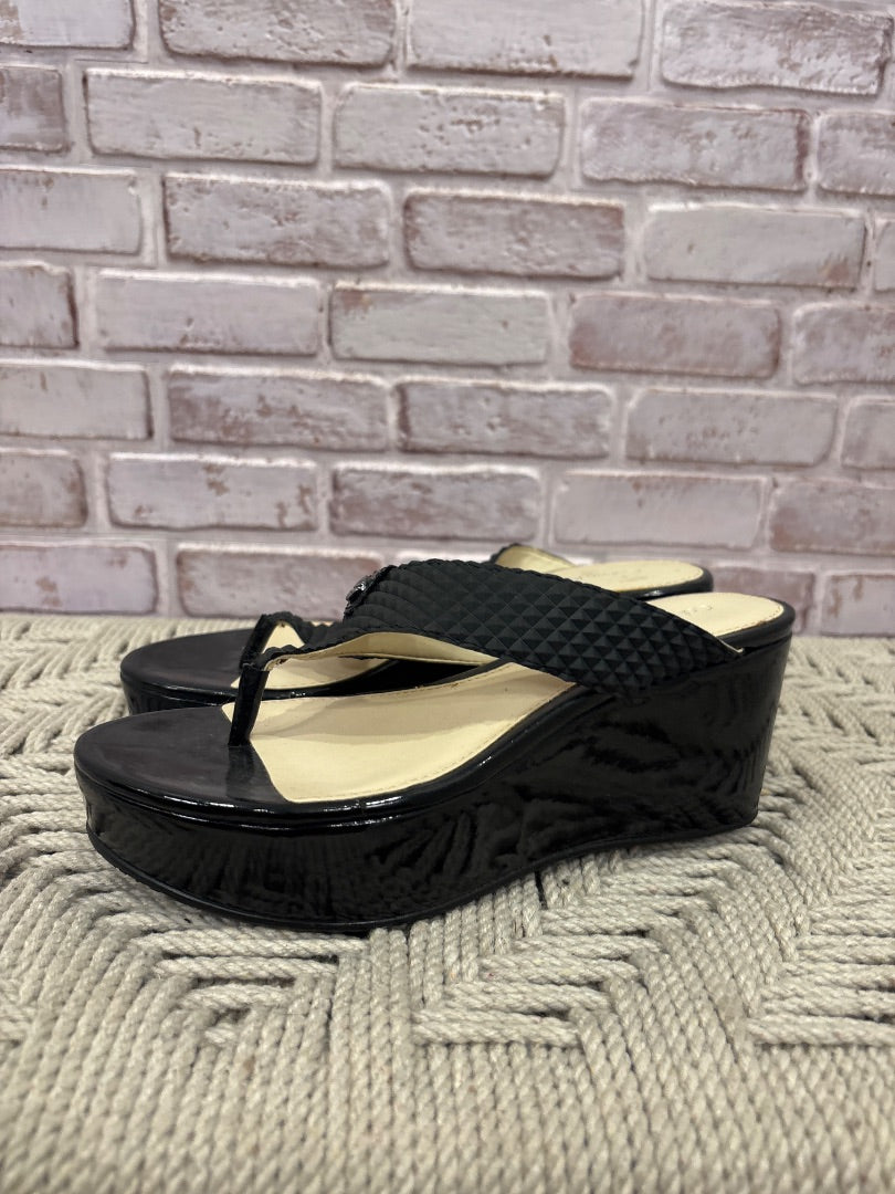 Calvin klein Platform flip flops, Black, 6, Used - Fair