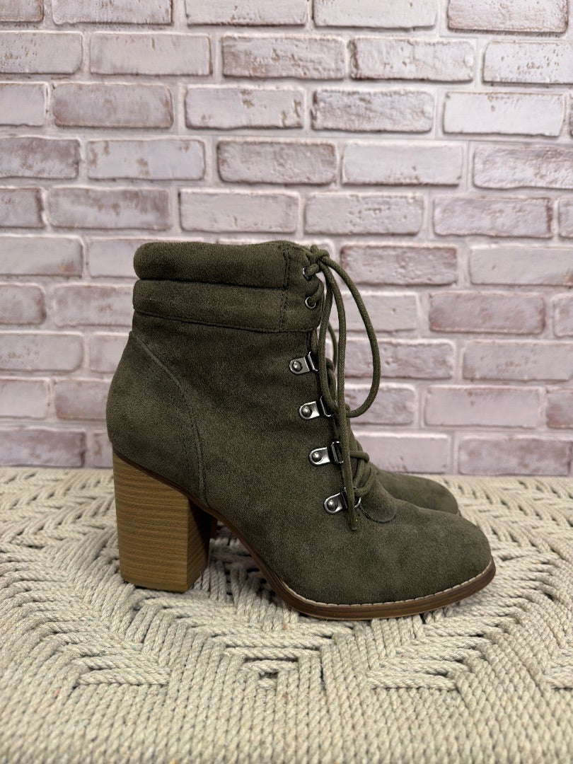 Candies Boots, Green, 8, Used - Good
