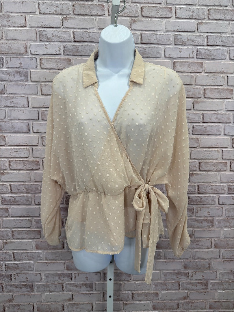 Favlux Shirt, Nude, Medium, Used - Good