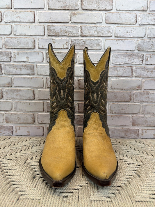 African Boots Cowgirl boots, Grey/beige, 7, Used - Good