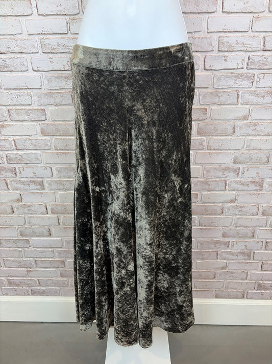 Zara Crushed Velvet Skirt, Green, XS, Used - Excellent