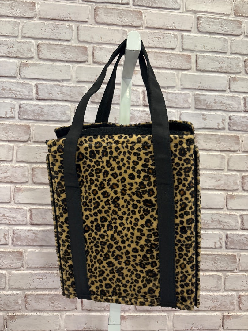 Flip n Dazzle Makeup travel bag, Leopard, One Size, Used - Good