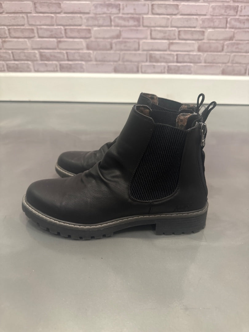 Blowfish booties, Black, 9, Used - Good