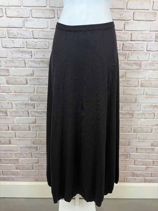 Various Wool Skirt, Black, Large, Used - Excellent