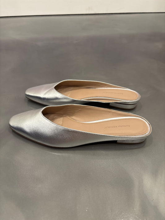 Banana Republic Flats, Silver, 8.5, Used - Good