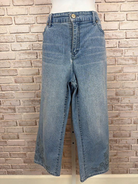 Gloria Vanderbilt Jordyn Capris, Denim, 12, Used - Excellent