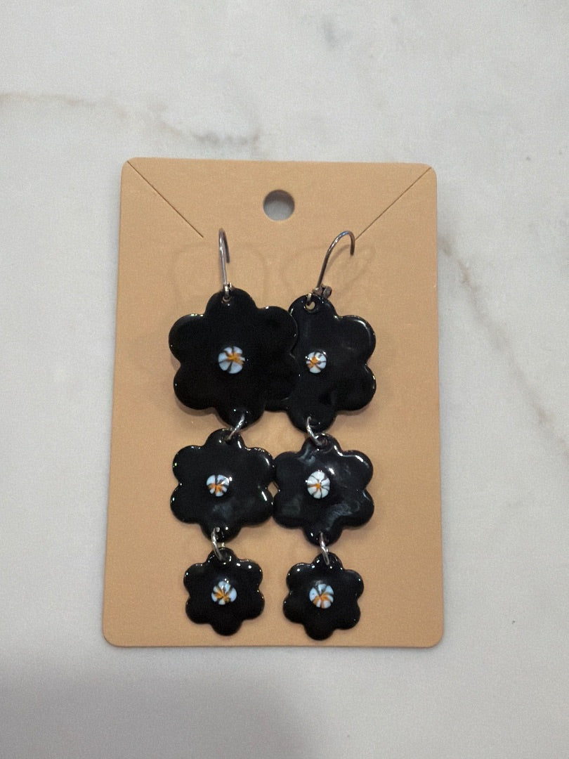 Various Earrings, Black, One Size, Used - Good