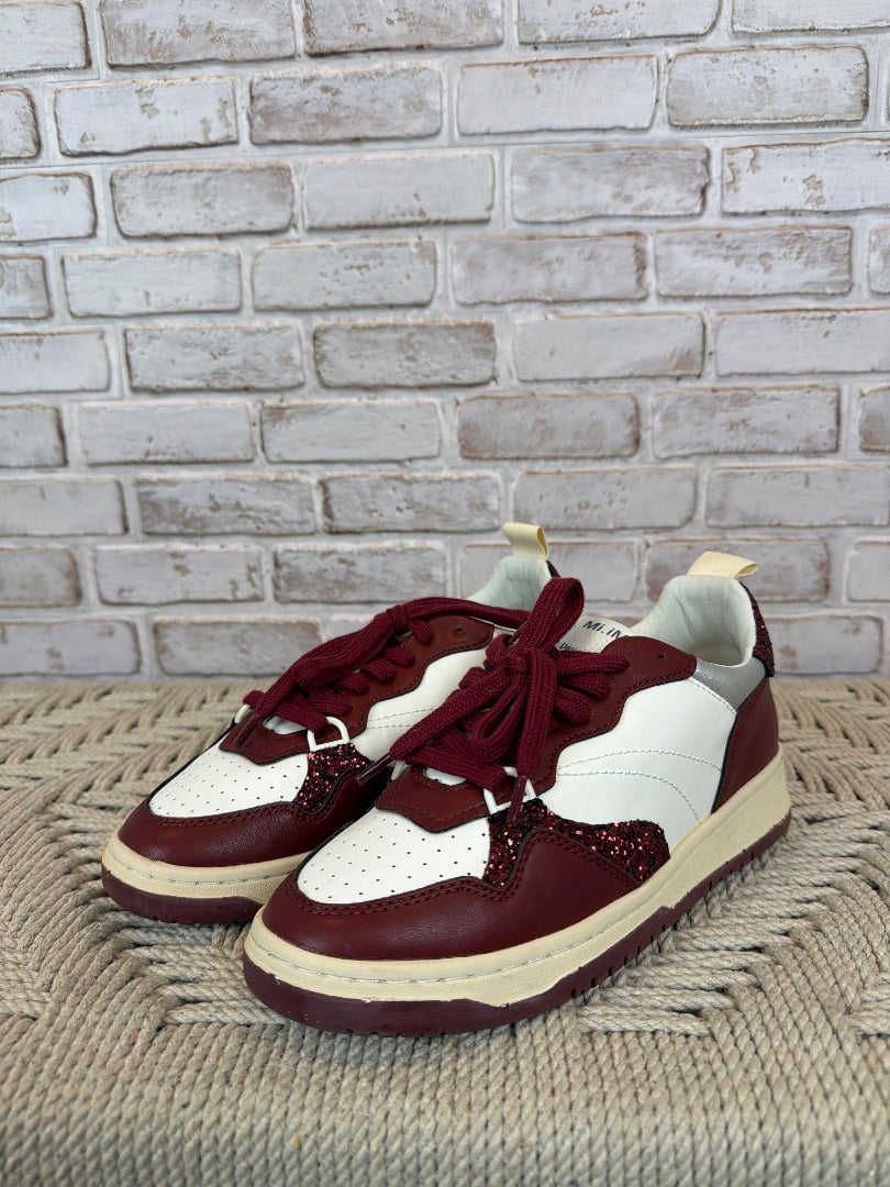 Mi.im Sneakers, Maroon/white, 7, Like New