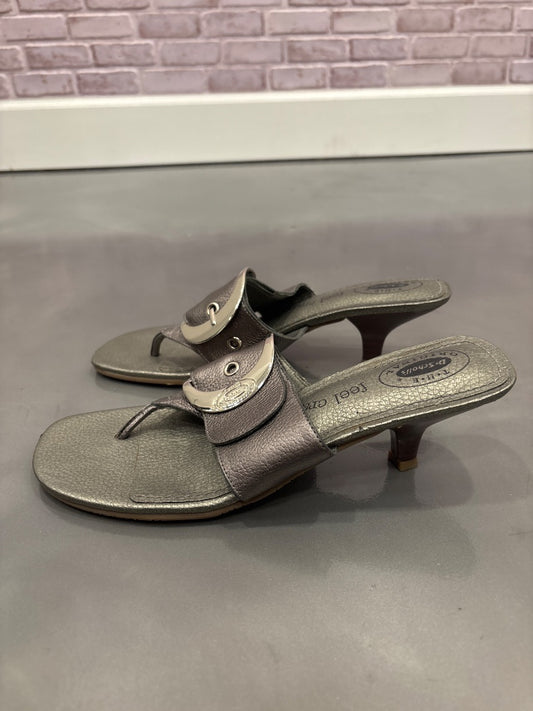 Dr scholl’s Heels, Silver, 9.5, Used - Good