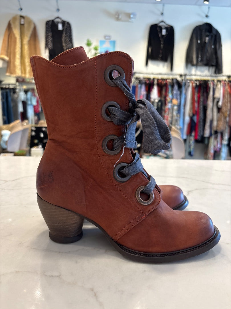 John Fluevog Gladstone Booties, Tan, 8.5
