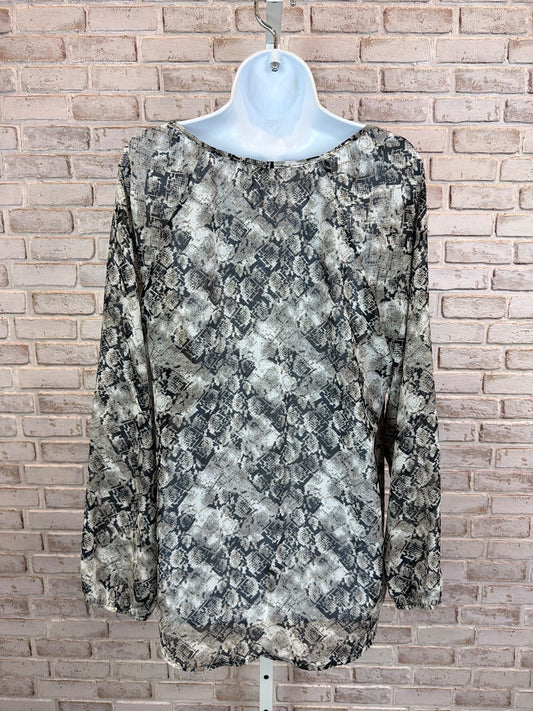 Como Shirt, Multi, Medium, Used - Good