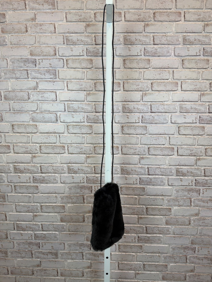 Various faux fur Crossbody, Black, One Size, Used - Good