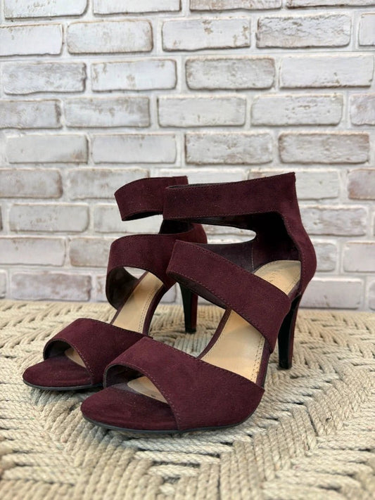 Kelly & Katie Heels – Maroon, Size 6.5 – Fair Condition