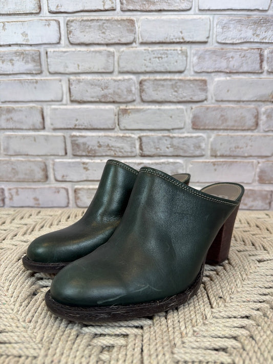 Gianni Bini Clogs, Green, 7, Used - Good