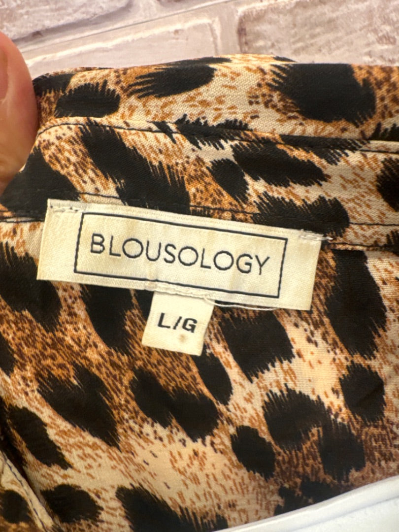 Blouseology Shirt, Leopard, Large, Used - Good